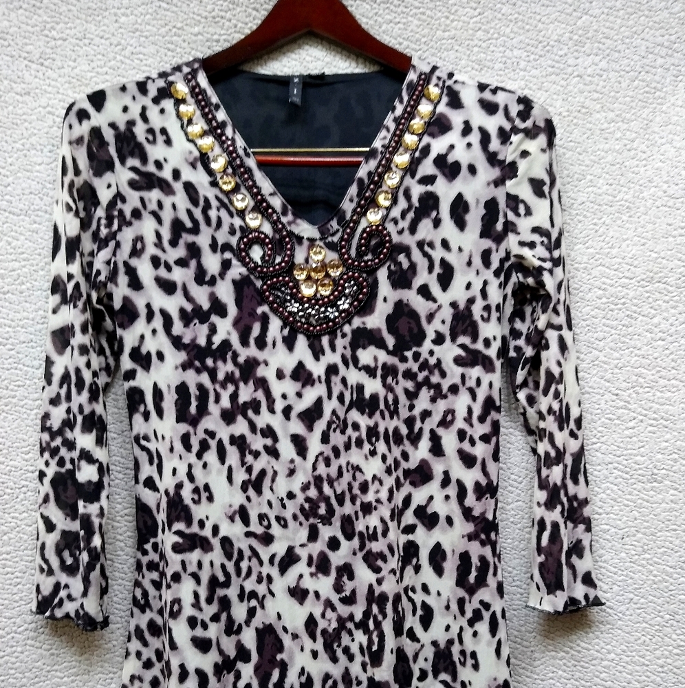 AZI animal print tunic